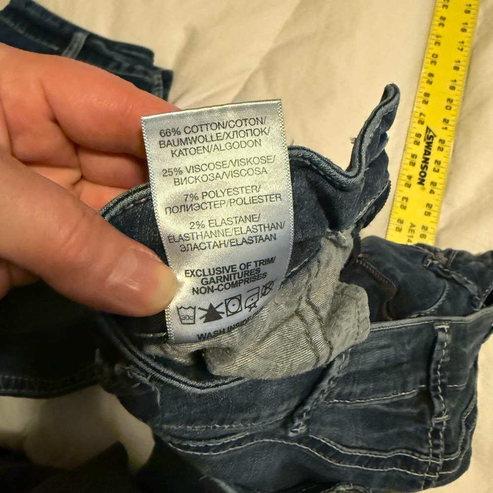 Silver Jeans Suki Capri GUC - Picture 6 of 7